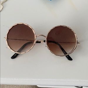 round shades